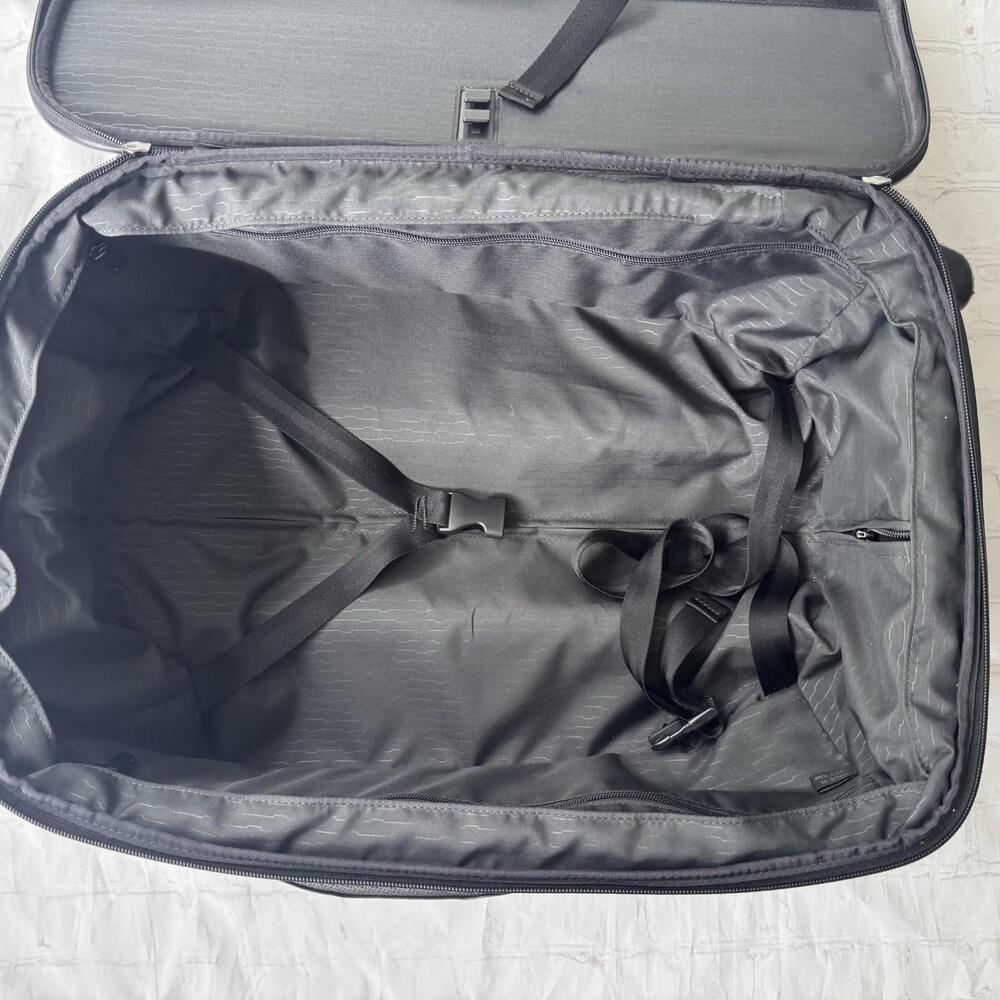 Tumi T Tech Wheeled Luggage Carry-on Ballistic Nylon Expandable 6720D - Picture 11 of 13